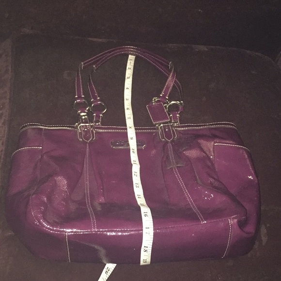 Coach - Picture 4 of 4